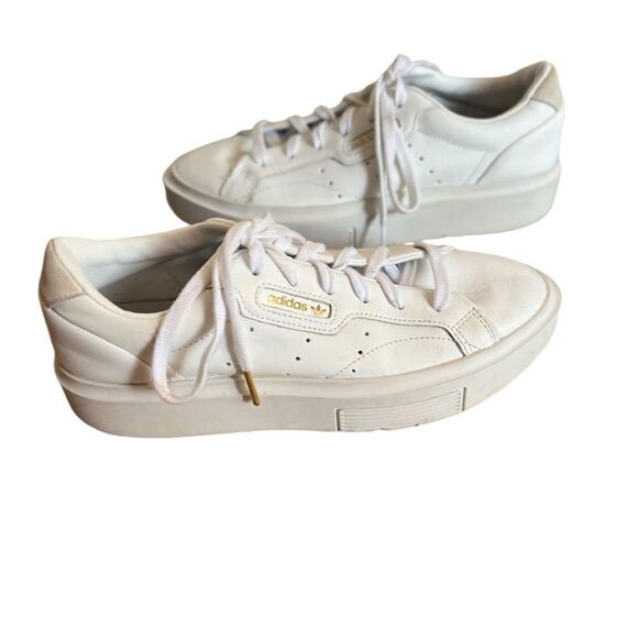 Adidas Sleek Pointed Toe Sneakers White Size 8 - Picture 1 of 7